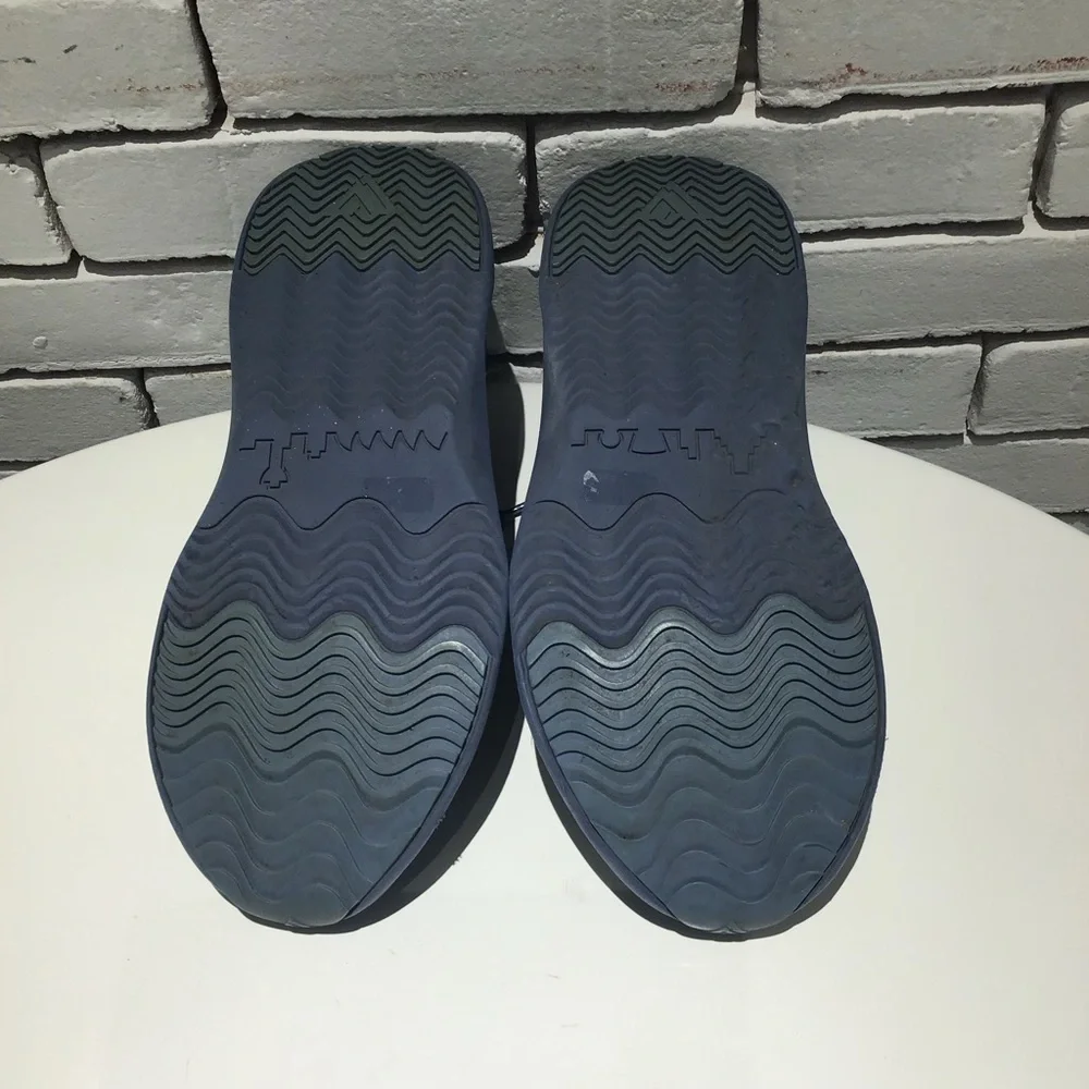 Vessi Everyday Stylish Blue Knit Sneakers Size 10W - Picture 5 of 7